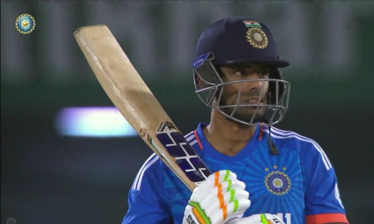 India vs Australia 2nd t20i Suryakumar Yadav need 79 runs to complete 2000 T20I runs