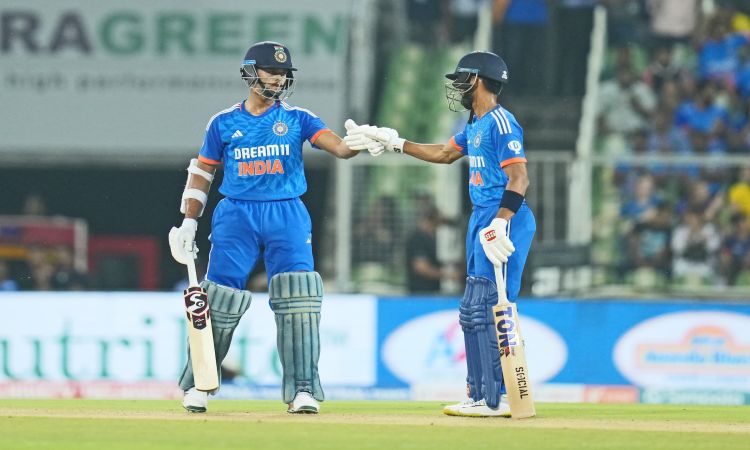 IND vs AUS, 2nd T20I: கெய்க்வாட், ஜெய்ஷ்வால் அரைசதம்; ஆஸிக்கு 236 டார்கெட்!