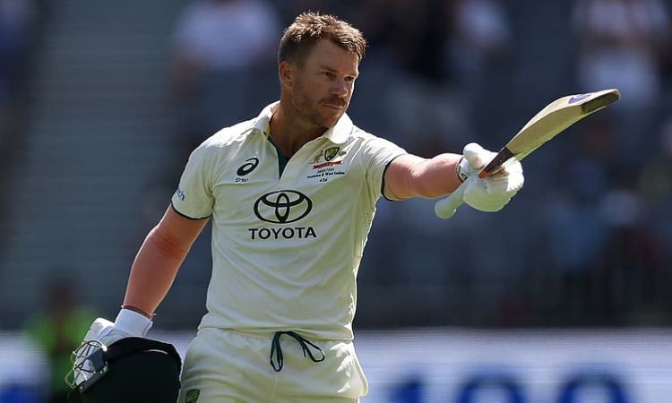 'Headlines don't bother me': David Warner ton silences critics அதிரடியாக ரன்களை எடுப்பது என்னுடைய வேலை - டேவிட் வார்னர்!