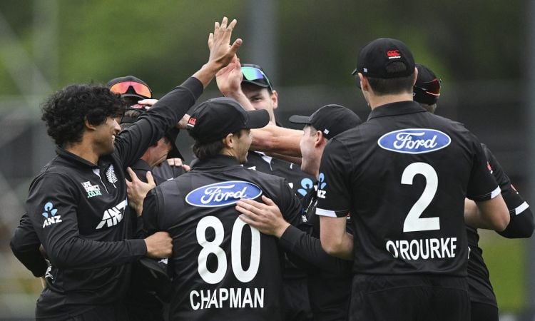 New Zealand Beat Bangladesh By 44 Runs In 1st ODI