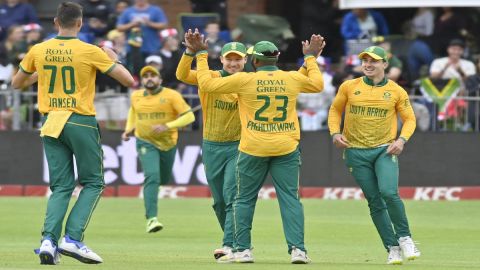 साउथ अफ्रीका ने भारत को 5 विकेट से हराया  