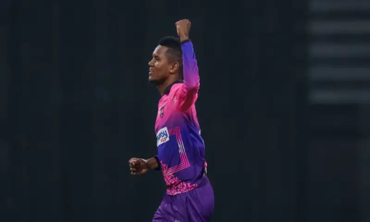 T10 League 2023: होसेन ने लिए 5 विकेट, न्यूयॉर्क स्ट्राइकर्स ने सैम्प आर्मी को हराते हुए फाइनल में बनाई जगह 