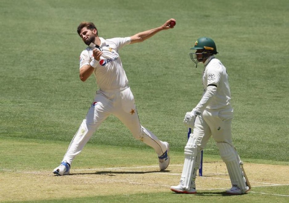 AUS vs PAK, 2nd Test: Australia finished the day strongly with Marnus Labuschagne holding sway on Bo பாக்ஸிங் டே டெஸ்ட்: ஆஸ்திரேலியா நிதான தொடக்கம்!