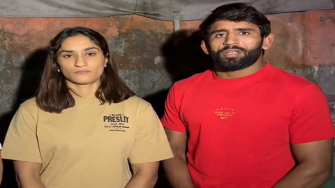 Bajrang, Vinesh get direct entry into Asian Games; other wrestlers may move court !