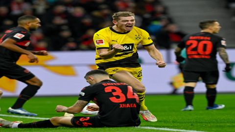 Dortmund hold leaders Leverkusen in Bundesliga