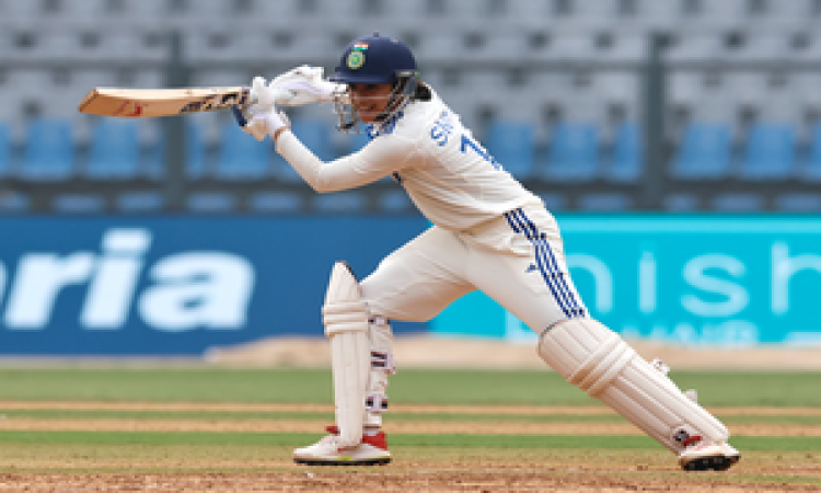 IND W v AUS W: Shafali, Smriti hammer Australia after Pooja, Sneh bowl them out for 219 (Ld)