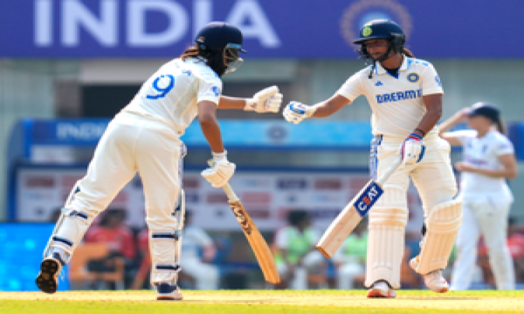 IND W vs ENG W: India declare second innings on 186/6, set England 479-run target