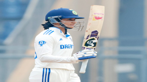 INDW v AUSW: Mandhana out for 74 as India reach 193/3 at lunch against fighting Australia