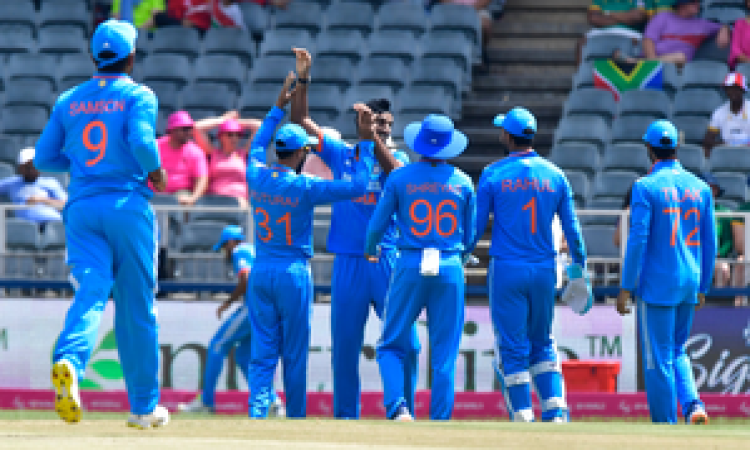 Johannesburg : One Day International cricket match between South Africa and India