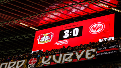 Leverkusen see off Frankfurt to hold Bundesliga lead at Christmas