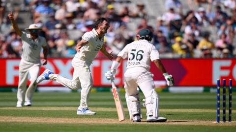 AUS vs PAK, 2nd Test: தடுமாறும் பாகிஸ்தான்; பந்துவீச்சில் அசத்தும் ஆஸ்திரேலியா!