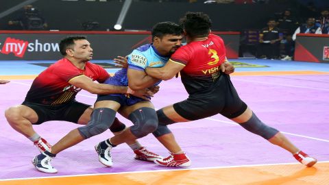 PKL 10: Maninder Singh's efforts help Bengal Warriors beat Bengaluru Bulls 32-30