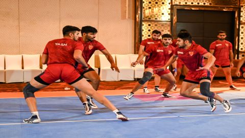 PKL 10: Tamil Thalaivas face Dabang Delhi challenge; Gujarat Giants up against Bengaluru Bulls