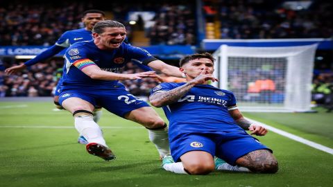 Premier League: Fernandez scores twice as 10-man Chelsea beat Brighton 3-2