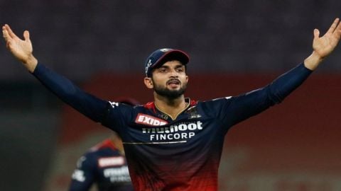 RCB के बल्लेबाज़ ने IPL 2024 से पहले मचाई तबाही, 81 गेंदों में ठोके 132 रन 