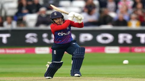 Tammy Beaumont shines as England thrash New Zealand by 46 runs