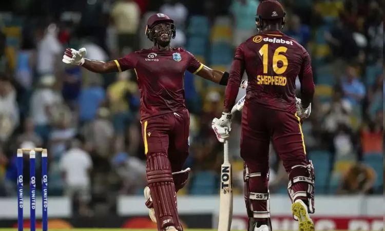  West Indies beat England by 4 wickets in third odi clinch series 2-1