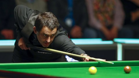(291119) BRITAIN-YORK-SNOOKER-UK CHAMPIONSHIP-FIRST ROUND