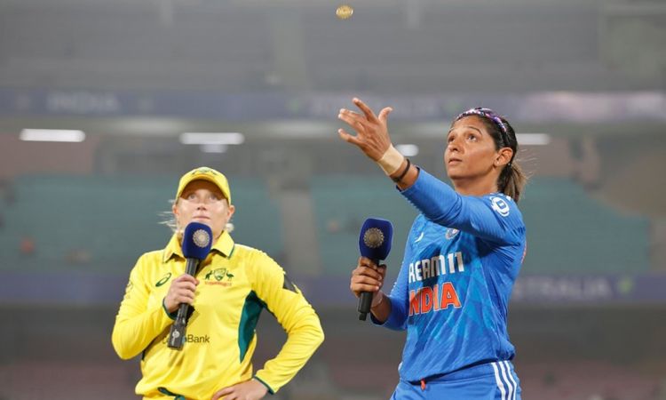 australia women opt to bowl first India Women in third t20i