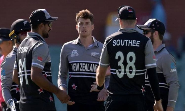 Mitchell Santner ruled out from 1st T20 against Pakistan due to positive covid test