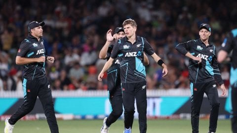 New Zealand Beat Pakistan By 21 Runs In Second T20I