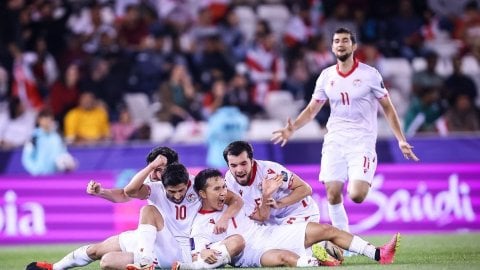 AFC Asian Cup: Tajikistan stage comeback to progress; Qatar stay perfect with 1-0 win