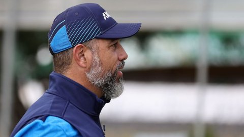 Andre Adams named NZ bowling coach for Pakistan T20Is