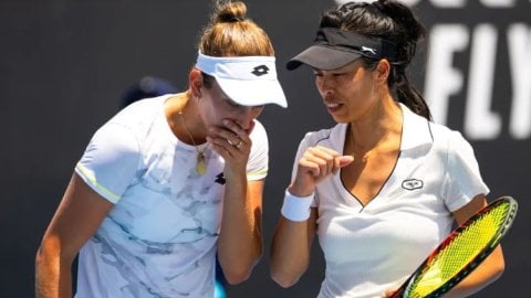 Australian Open: Hsieh-Mertens pair battles into women's doubles final