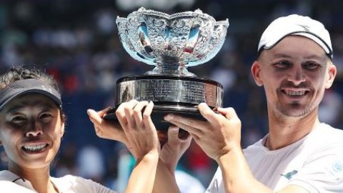 Australian Open: Hsieh- Zielinski clinch first major mixed doubles title 