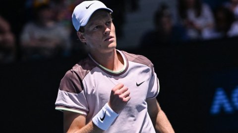 Australian Open: Sinner gets winning start, beats Dutchman Van de Zandschulp 