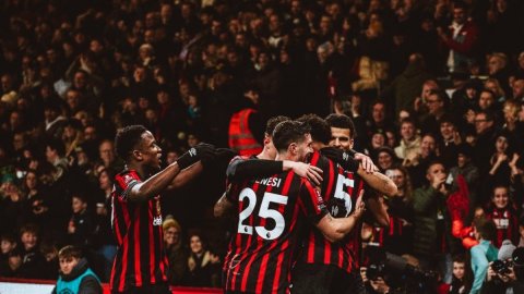 Bournemouth breeze into FA Cup fifth round