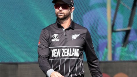 Conway ruled out of NZ's 4th T20I vs Pakistan due to Covid