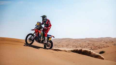 Dakar Rally: Quintanilla bounces back for stage 5 win, Van Beveren joins him on podium