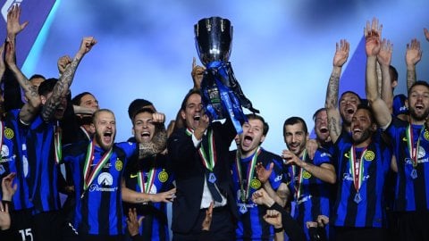 Lautaro's late winner helps Inter clinch third consecutive Supercoppa