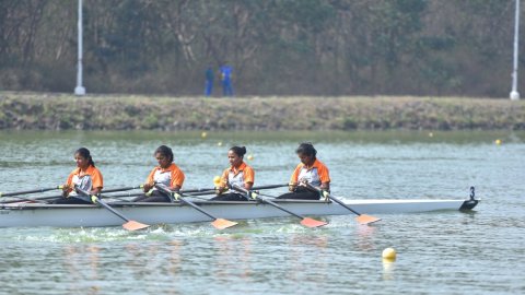 National Rowing C'ship: Services rowers set the early tone; M.P. dominate women's section