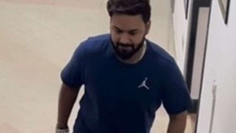 'Not bad Rishabh': Pant shares video of his recovery, climbs stairs without support