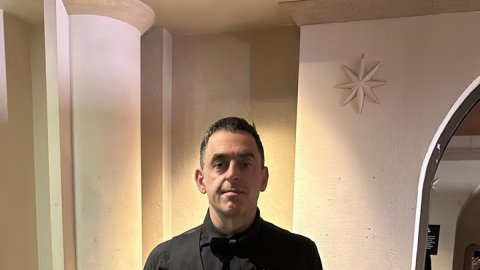 O'Sullivan reaches semifinals at Snooker Masters