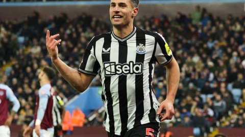 Premier League: Schar's brace helps Newcastle see off Villa