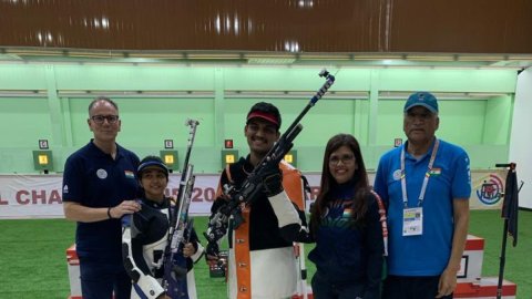 Rudrankksh, Mehuli win mixed team air Rifle gold in Jakarta