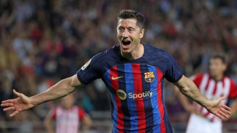 Second half goals give Barcelona Super Cup semifinal win to set up Clasico final