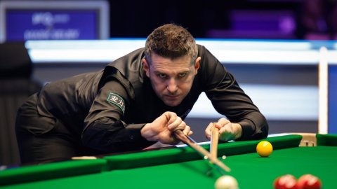 Selby and Allen set up quarterfinal clash at Snooker Masters