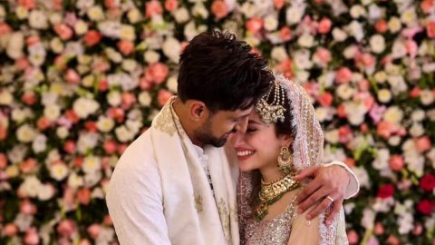 Shoaib Malik ties knot with Pakistan actor Sana Javed