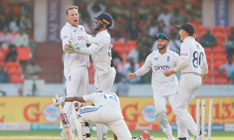 IND vs ENG, 1st Test: டாம் ஹார்ட்லி பந்துவீச்சில் சுருண்ட இந்தியா; இங்கிலாந்து அணி அபார வெற்றி!