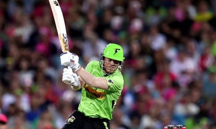 Warner's dramatic arrival: Helicopter to land on SCG for BBL showdown
