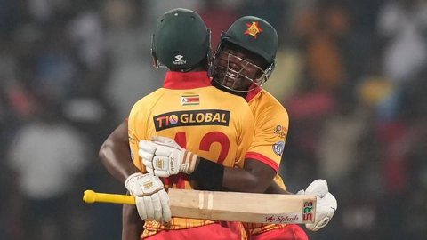 zimbabwe beat sri lanka by 4 wickets in second t20i