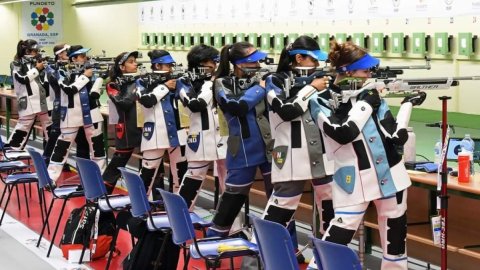 10 M ISSF WC: Devanshi, Lakshita secure gold and silver on day 2