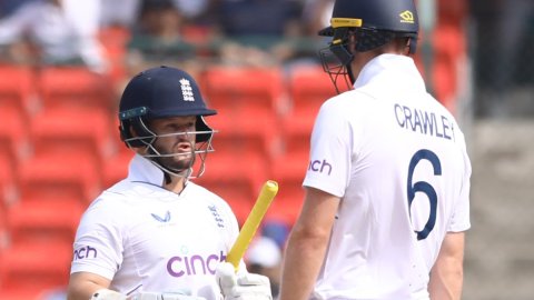 2nd Test: Crawley, Duckett take England to 32/0 after Jaiswal’s 209 carries India to 396