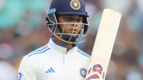 3rd Test: Jaiswal on verge of making 150 as India stretch lead to 440 runs against England