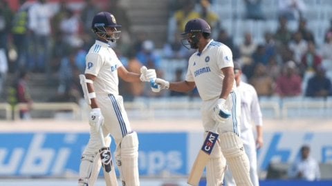 4th Test: India reach 118/3 at lunch, need 74 more runs to win over England