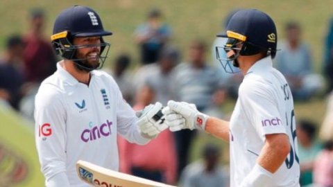 4th Test: Root, Foakes bat out entire session as England reach 198/5 at tea